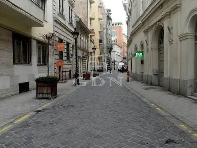 Eladó lakás Budapest V. kerület, Belváros 25 nm