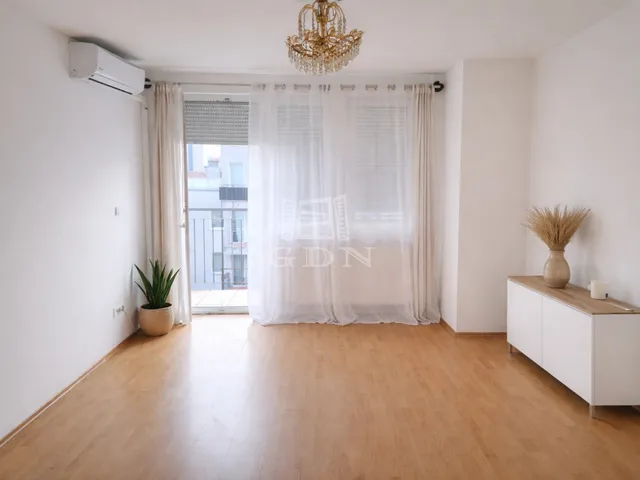 Eladó lakás Budapest VIII. kerület 53 nm