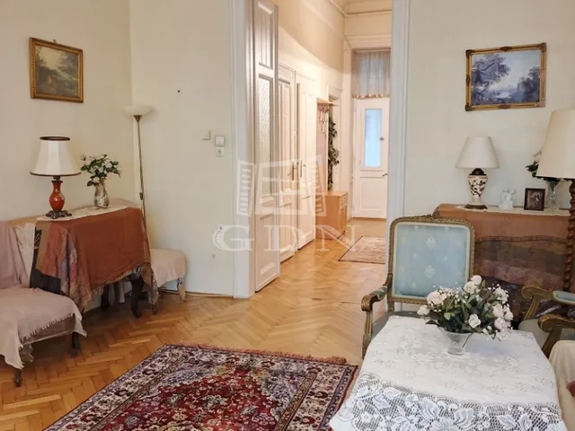 Eladó lakás Budapest VIII. kerület 71 nm
