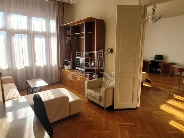 Eladó lakás Budapest VIII. kerület 70 nm