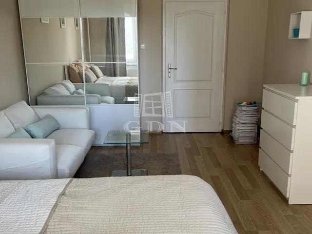 Eladó lakás Budapest III. kerület 32 nm