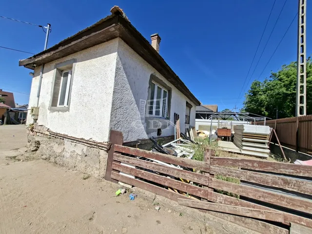 Eladó ház Dunakeszi 160 nm
