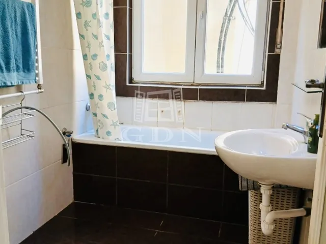 Eladó lakás Budapest II. kerület 80 nm