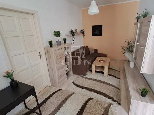 Eladó lakás Budapest VII. kerület 42 nm