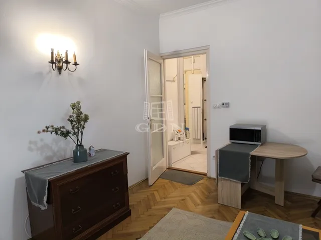 Eladó lakás Budapest XIII. kerület 30 nm
