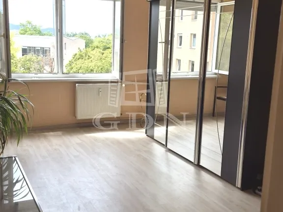 Eladó lakás Budapest XV. kerület, Újpalota 71 nm