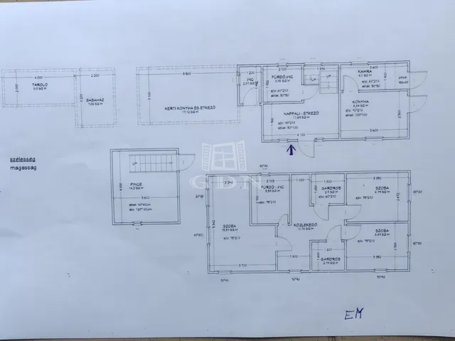 Eladó ház Üllő 200 nm
