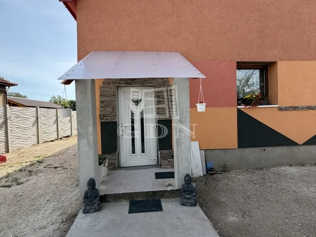 Eladó ház Ócsa 160 nm