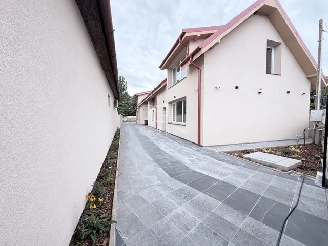Eladó ház Üllő 133 nm
