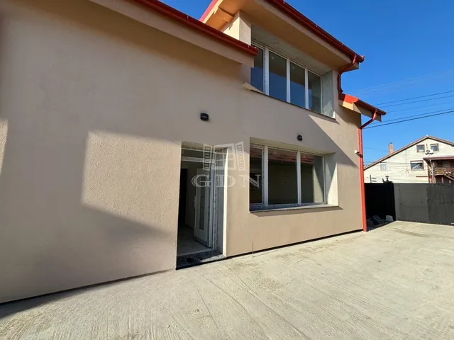 Eladó ház Üllő 148 nm