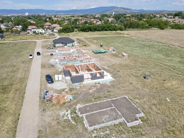 Eladó ház Gyöngyöshalász 93 nm