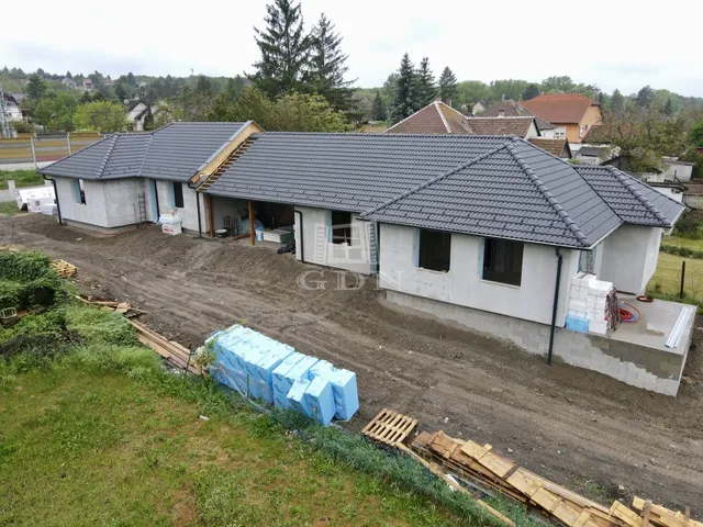 Eladó ház Gödöllő 90 nm