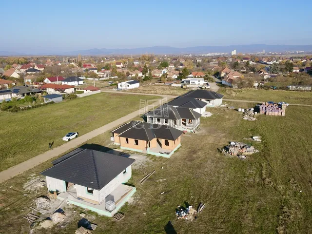 Eladó ház Gyöngyöshalász 95 nm