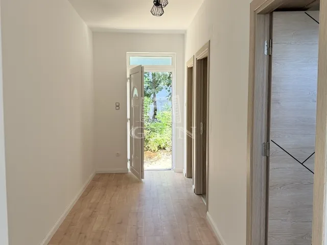 Eladó ház Csörög 102 nm
