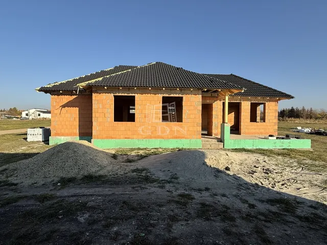 Eladó ház Gyöngyöshalász 97 nm