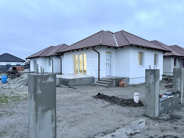 Eladó ház Jászberény 83 nm