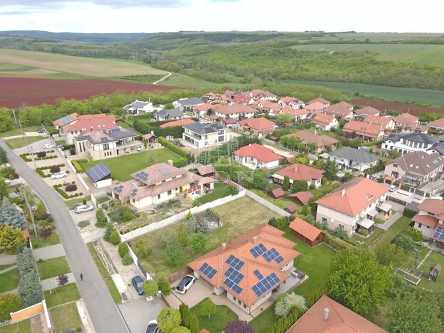 Eladó ház Aszód 76 nm