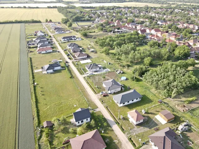 Eladó ház Atkár 93 nm
