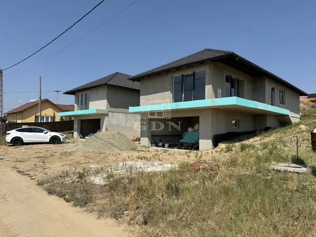 Eladó ház Hatvan 150 nm