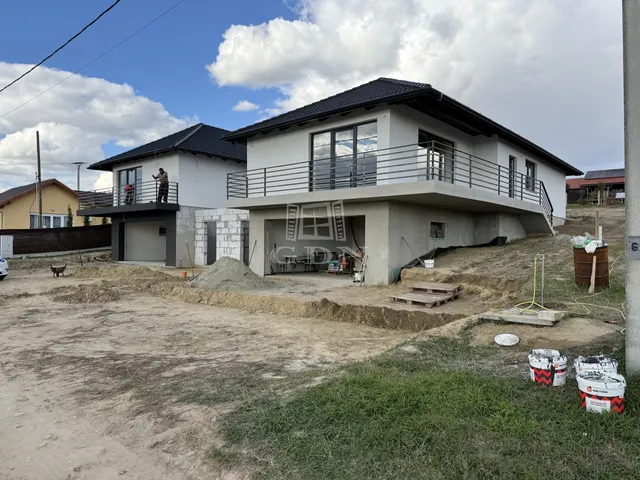 Eladó ház Hatvan 150 nm