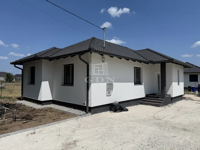 Eladó ház Sülysáp 93 nm