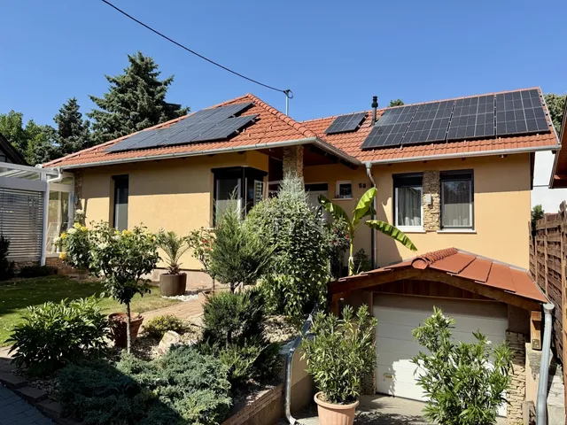 Eladó ház Budapest XVII. kerület, Rákoskert 136 nm