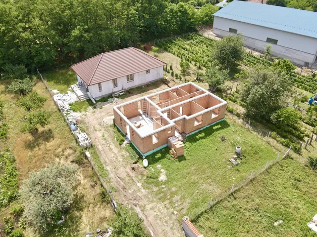 Eladó ház Kóka 102 nm