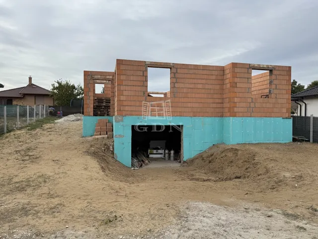 Eladó ház Sülysáp 137 nm