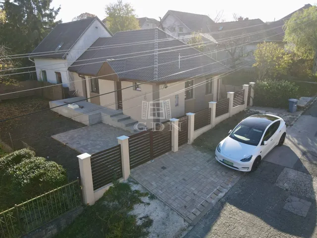 Eladó ház Pécel 83 nm