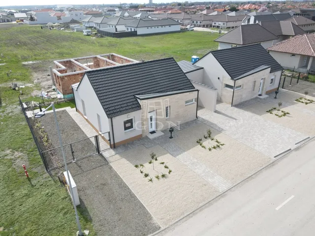 Eladó ház Jászberény 92 nm