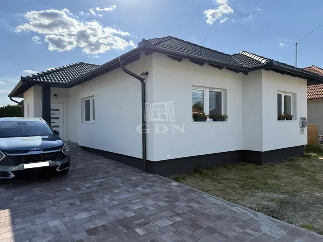 Eladó ház Sülysáp 92 nm