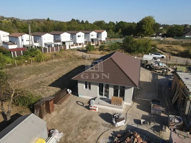 Eladó ház Vác 100 nm