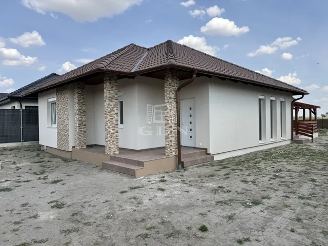 Eladó ház Ecser 100 nm