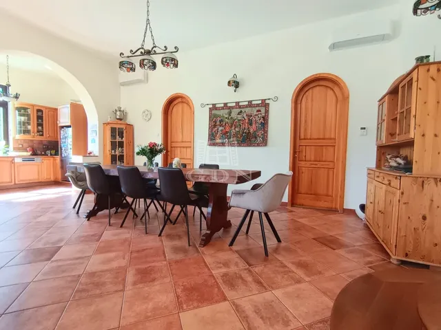 Eladó ház Gödöllő 393 nm