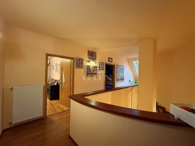 Eladó ház Vecsés, Halmitelep 265 nm