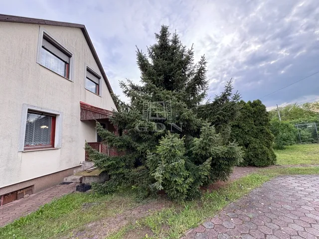 Eladó ház Veresegyház 130 nm