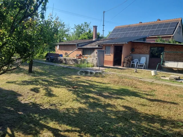 Eladó telek Dunakeszi 746 nm