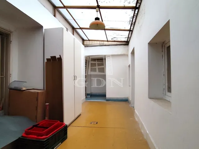 Eladó kereskedelmi és ipari ingatlan Budapest XIII. kerület, Újlipótváros 215 nm