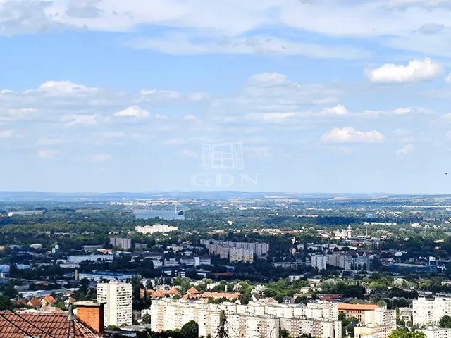 Eladó lakás Budapest III. kerület, Mátyáshegy 160 nm