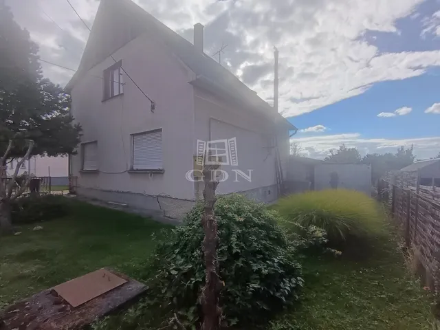 Eladó ház Gödöllő 110 nm