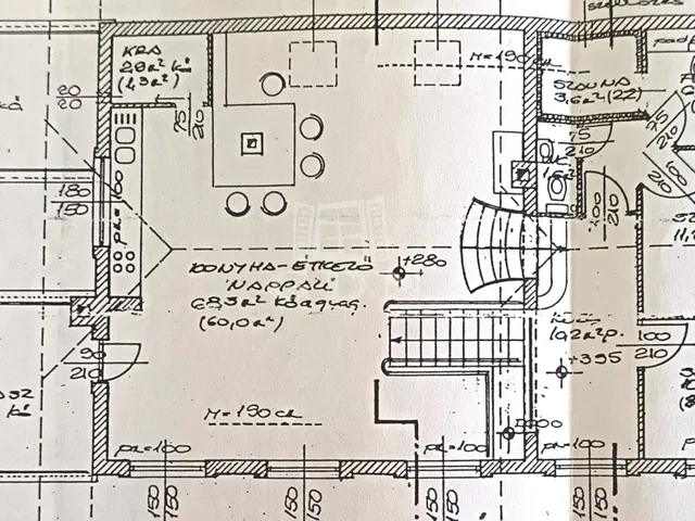 Eladó ház Erdőkertes 250 nm