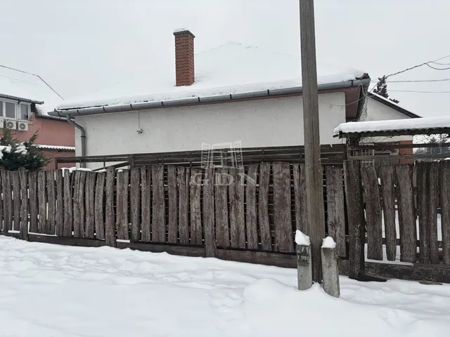 Eladó ház Fót 147 nm