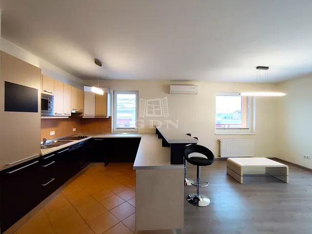 Eladó lakás Budapest X. kerület, Népliget 109 nm