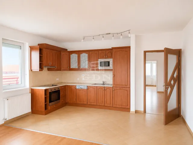 Eladó lakás Budapest X. kerület, Népliget 111 nm
