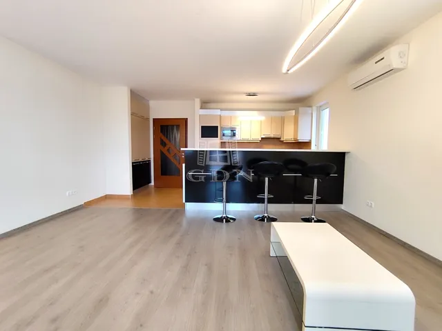 Eladó lakás Budapest X. kerület, Népliget 109 nm