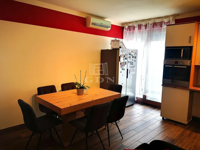 Eladó lakás Dunakeszi 75 nm