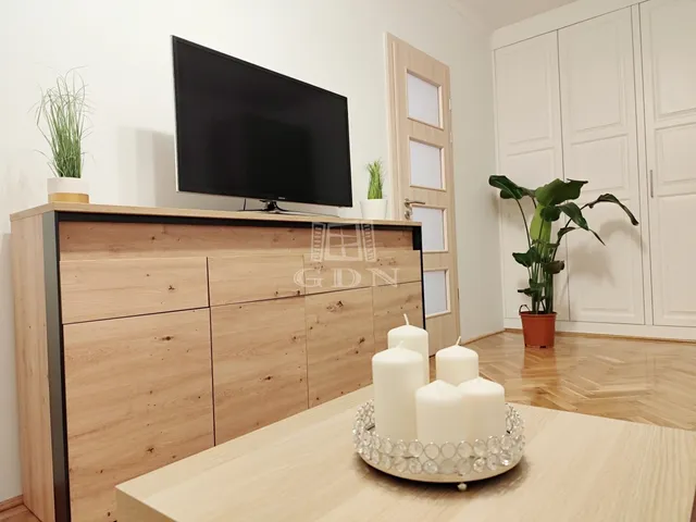 Kiadó lakás Budapest XIII. kerület, Lőportárdűlő 56 nm