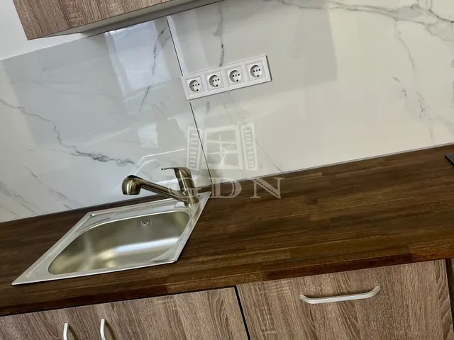 Eladó lakás Budapest VIII. kerület, Corvin negyed 43 nm