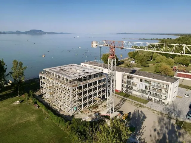 Eladó lakás Balatonmáriafürdő 24 nm