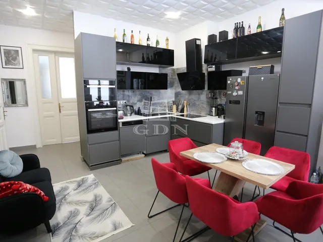 Eladó lakás Budapest II. kerület 73 nm